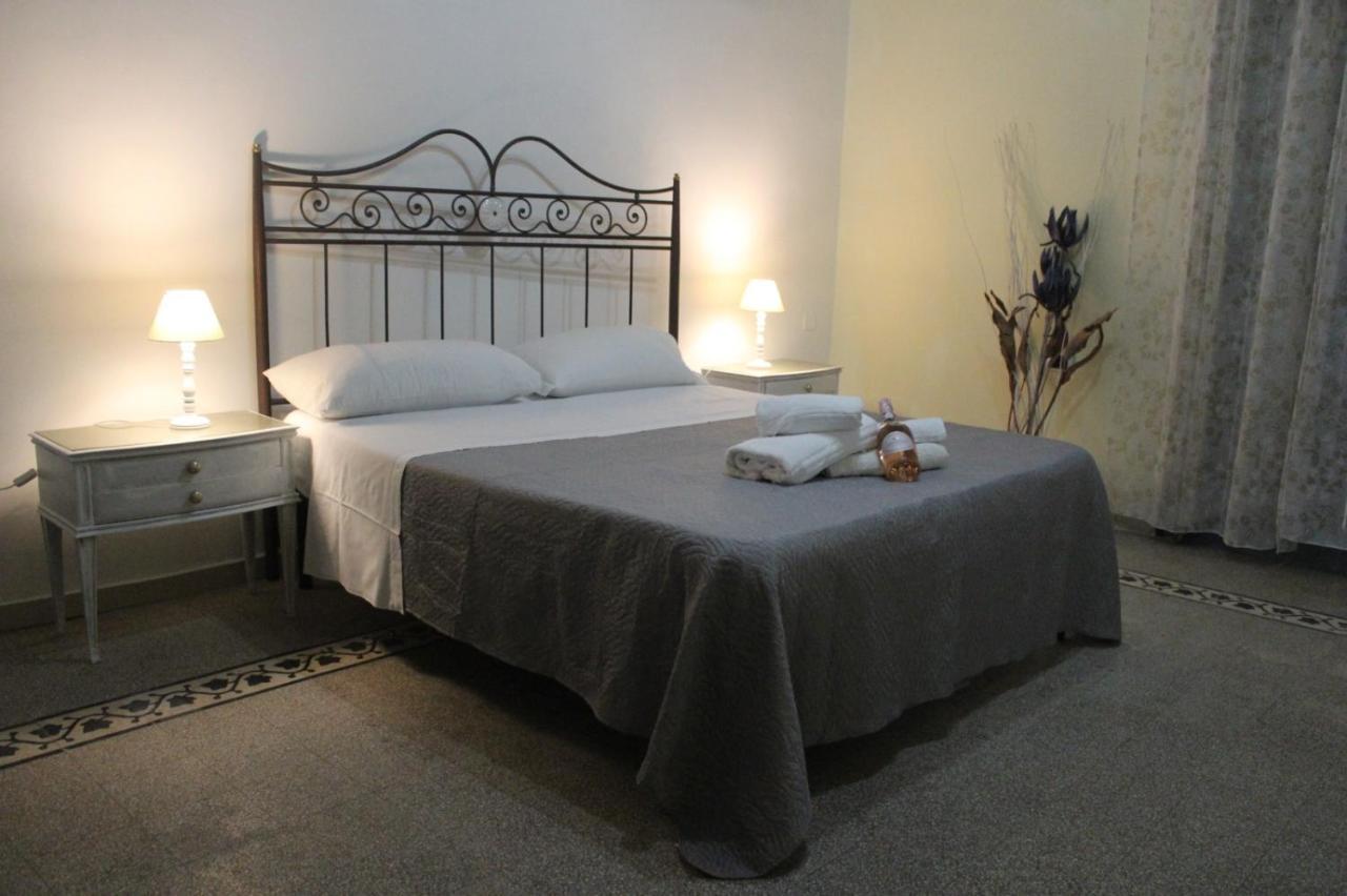 Napoli Story Villa Esterno foto